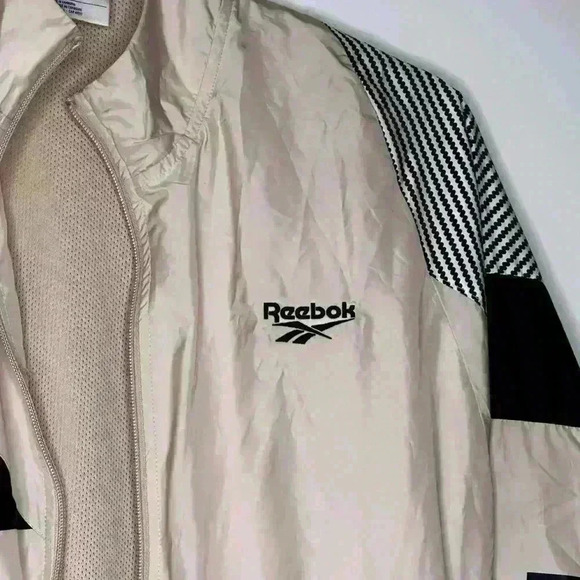 Reebok light pink windbreaker with black and white stripes jacket - Picture 5 of 6